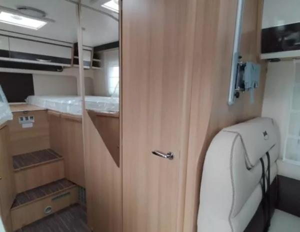 Foto McLouis GLAMYS 265 2