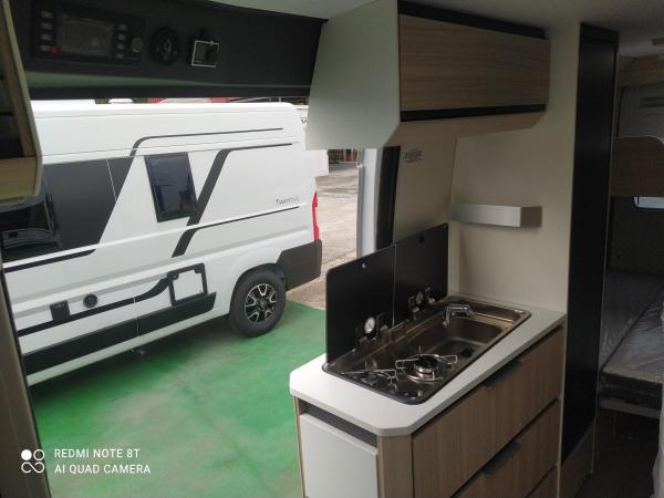 Adria TWIN PLUS 600SPB FAMILY Foto 9