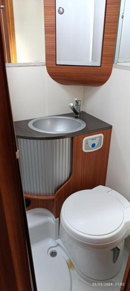 Adria MATRIX AXESS 650 SK Foto 19