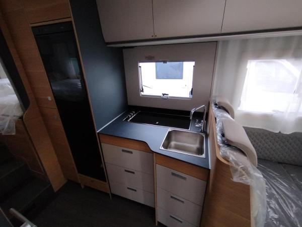 Adria CORAL XL AXESS 660 SL Foto 1