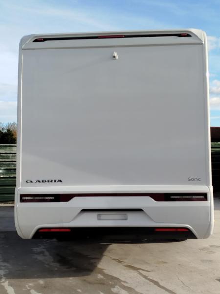 Adria SONIC 700SL- 180cv Automática Foto 4