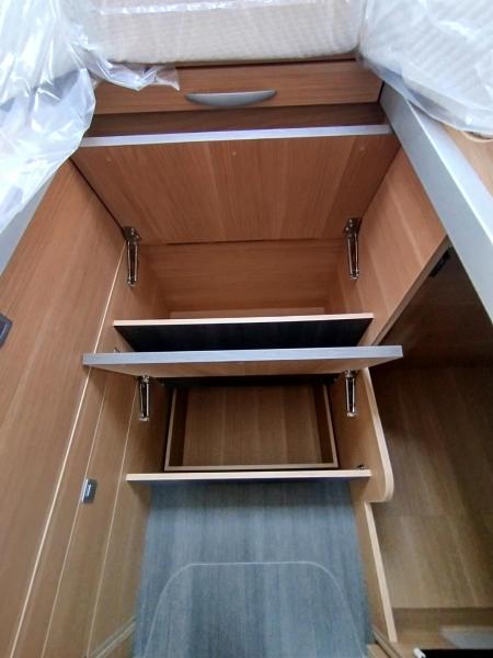 Adria SONIC 700SL- 180cv Automática Foto 23