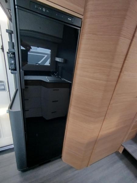 Adria SONIC 700SL- 180cv Automática Foto 16