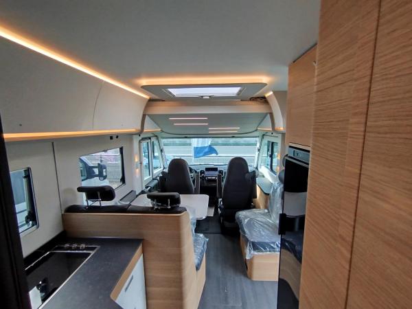 Adria SONIC 700SL- 180cv Automática Foto 28