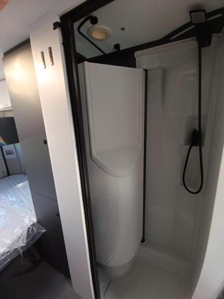 Adria TWIN 600 SPB FAMILY Foto 21