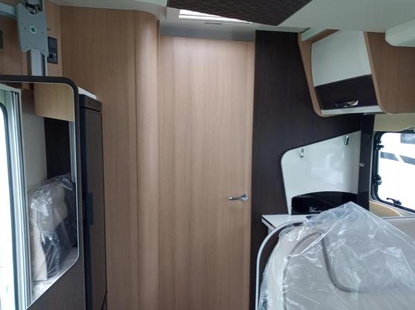 Foto McLouis MC4-273 2