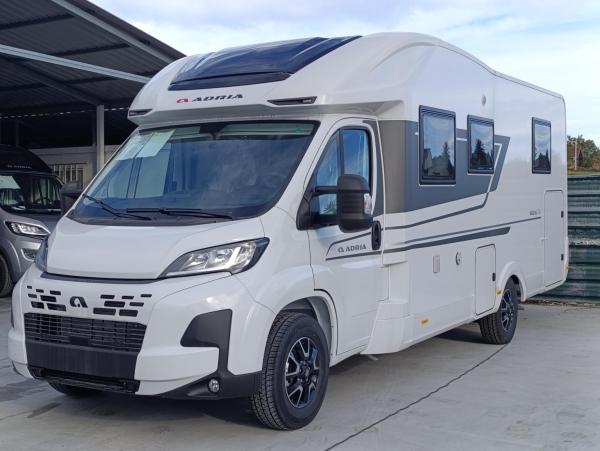 Foto Adria MATRIX AXESS 670SC 1
