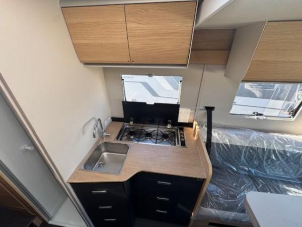 Adria MATRIX 650 DL - 60Y Foto 12